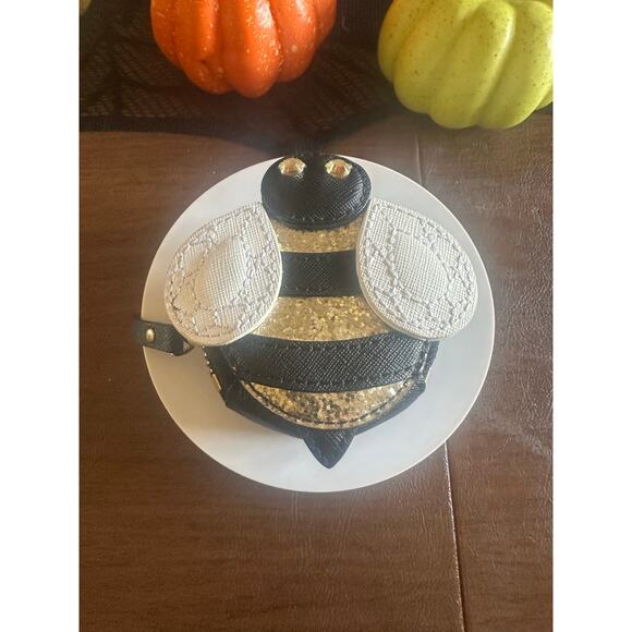 Kate Spade Down the Rabbit Hole Bee Coin Purse - Picture 1 of 5